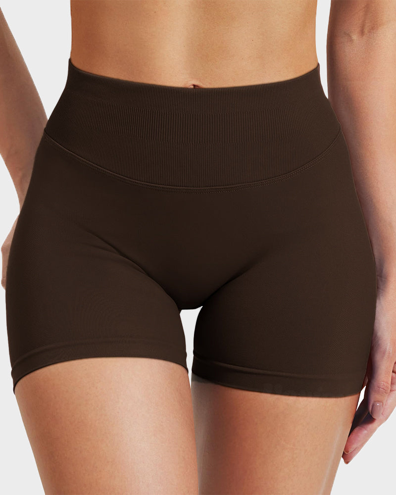 Sculpting High Waist Seamless Yoga Shorts for a Flattering Look