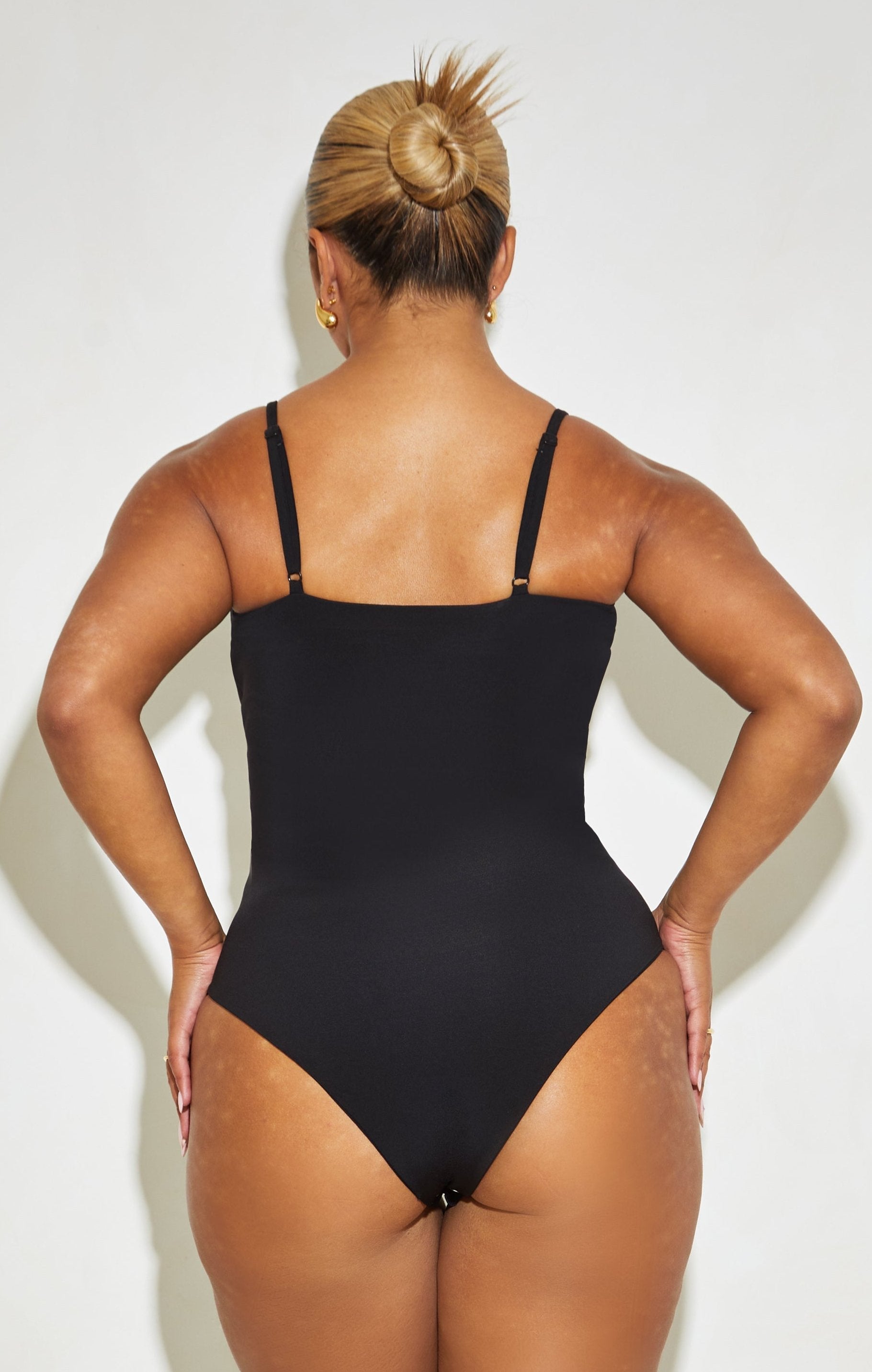 Chic Black 'Sonny' Adjustable Strappy Cami Bodysuit