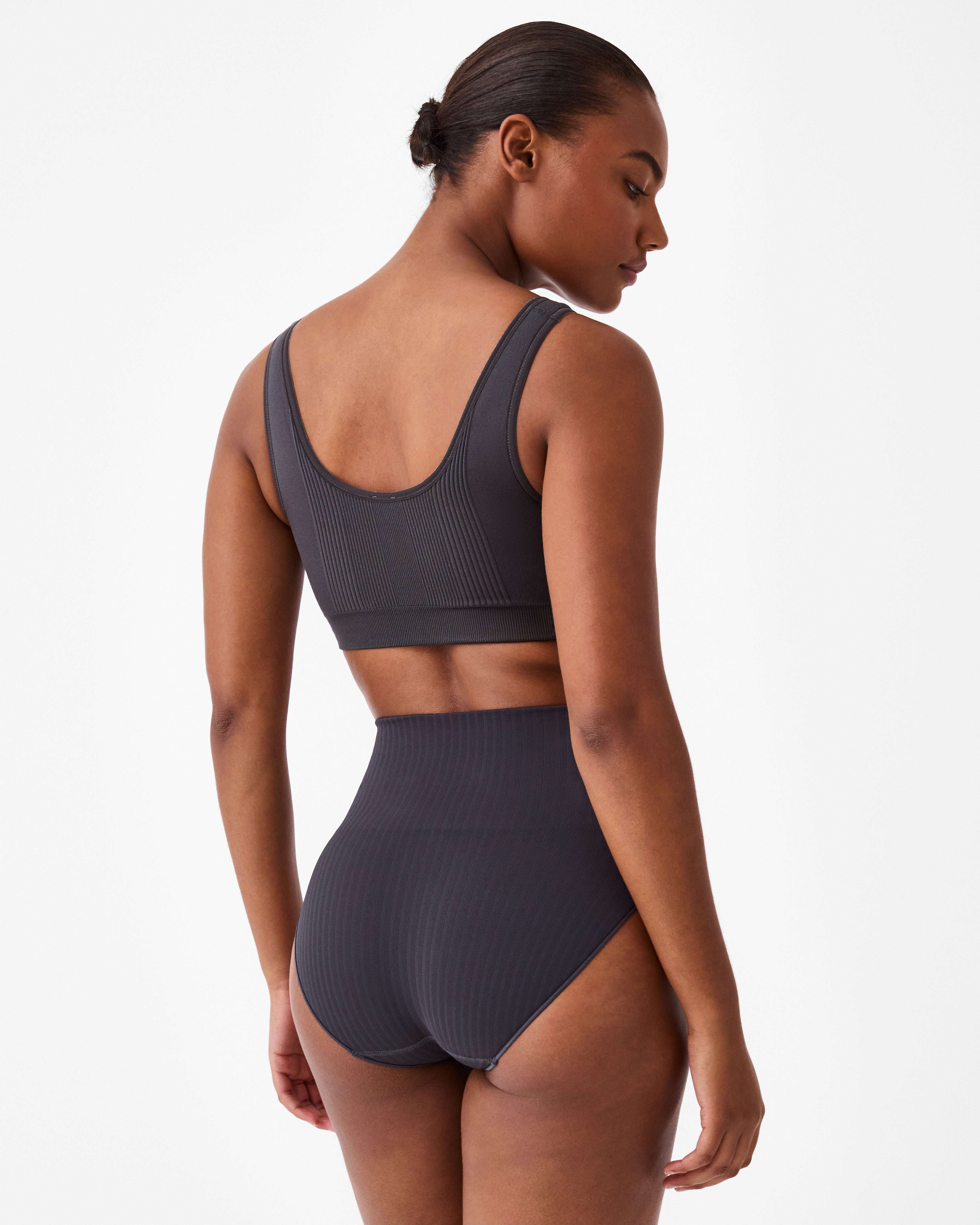 SPANX® Ultimate Comfort Reversible Bra: The Perfect Fit for Every Occasion