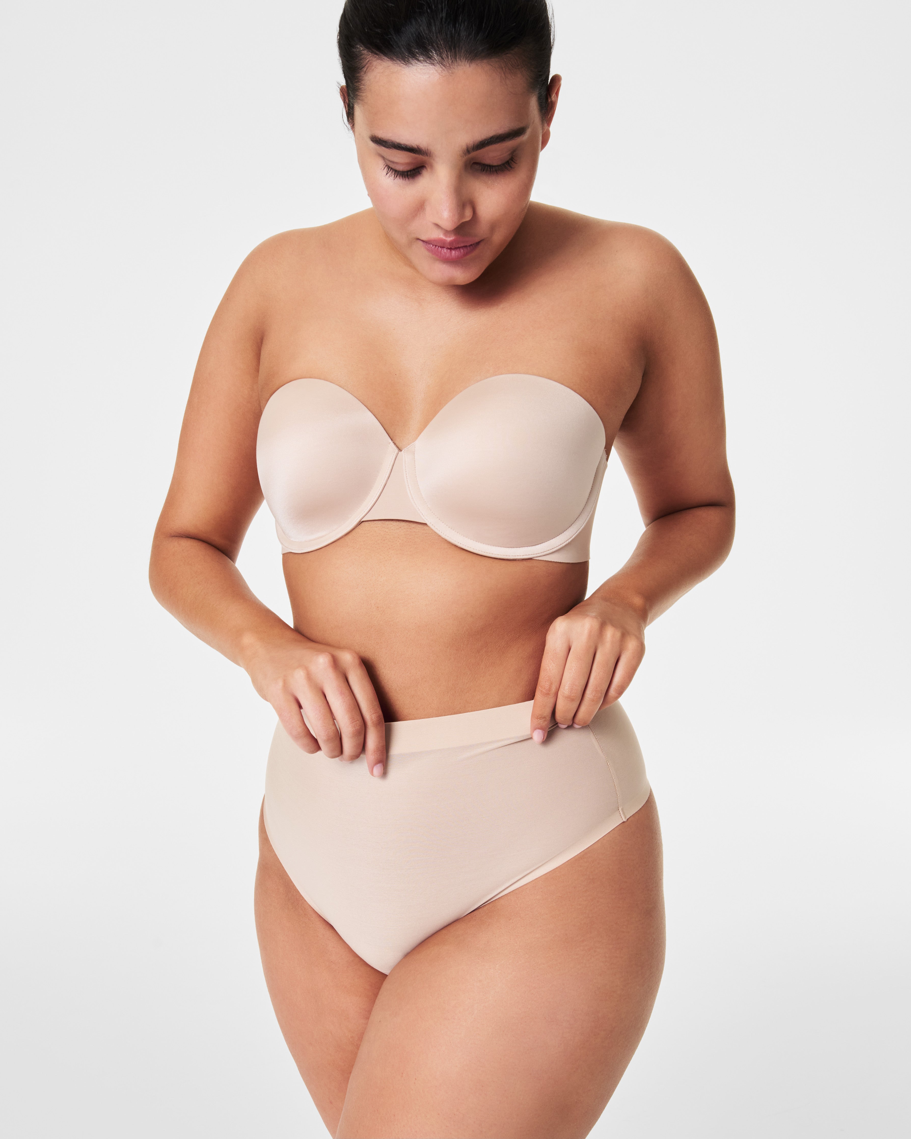 SPANXshape™ Sheer Elegance Control Thong