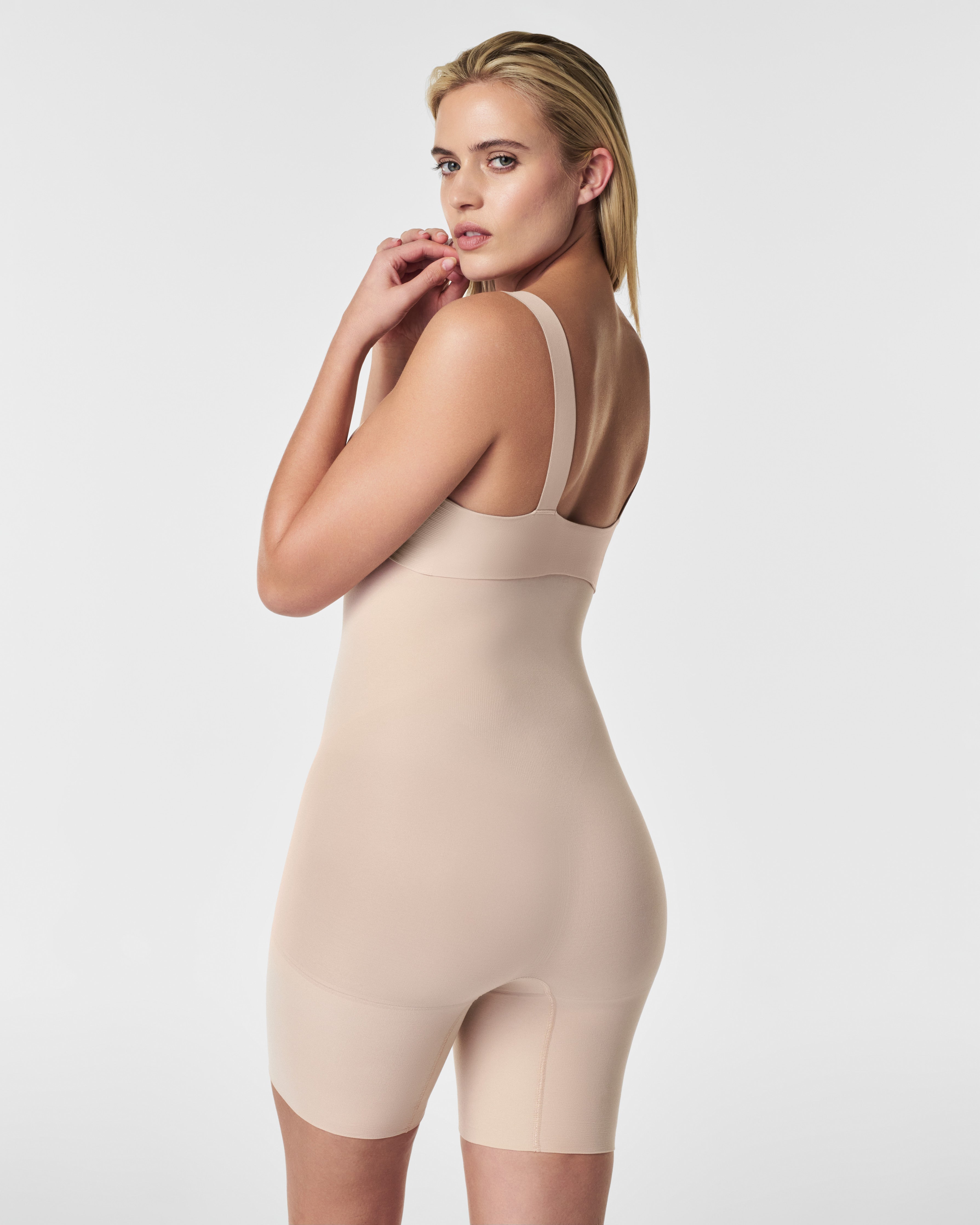 Elevate Your Shape with SPANXsculpt™ Seamless Power High-Waisted Mid-Thigh Shorts