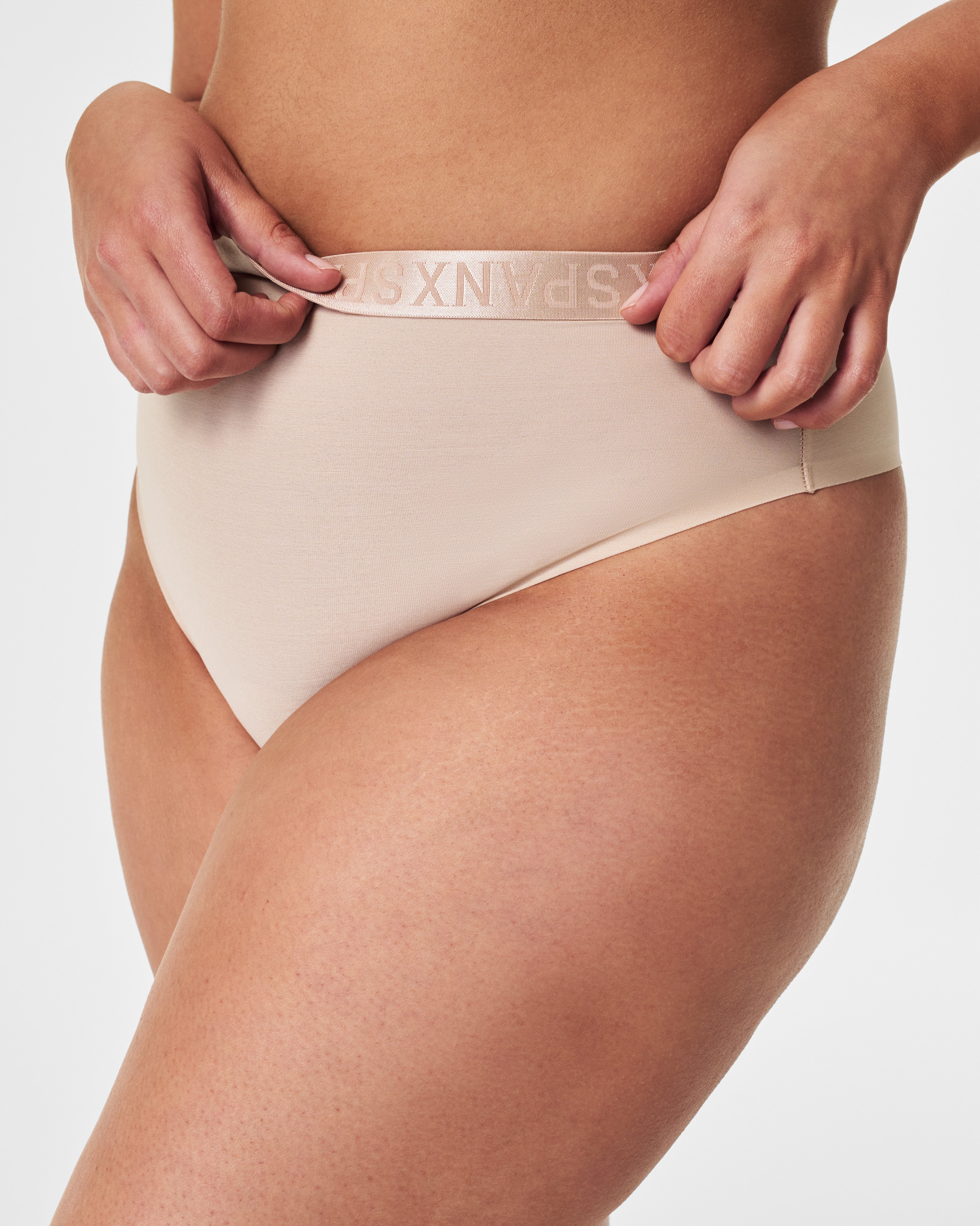 SPANXshape™ Sheer Elegance Control Thong