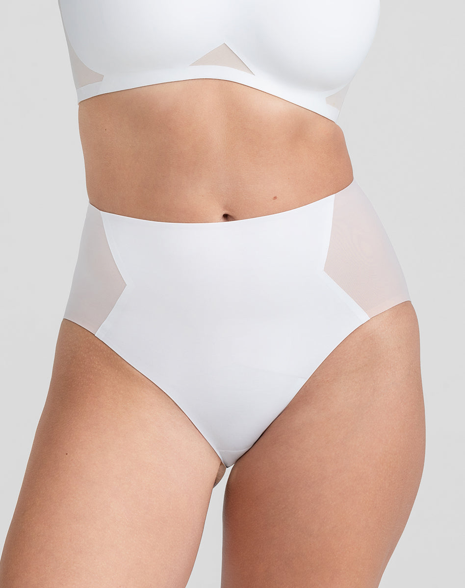 Sleek CrossOver Briefs for Ultimate Comfort