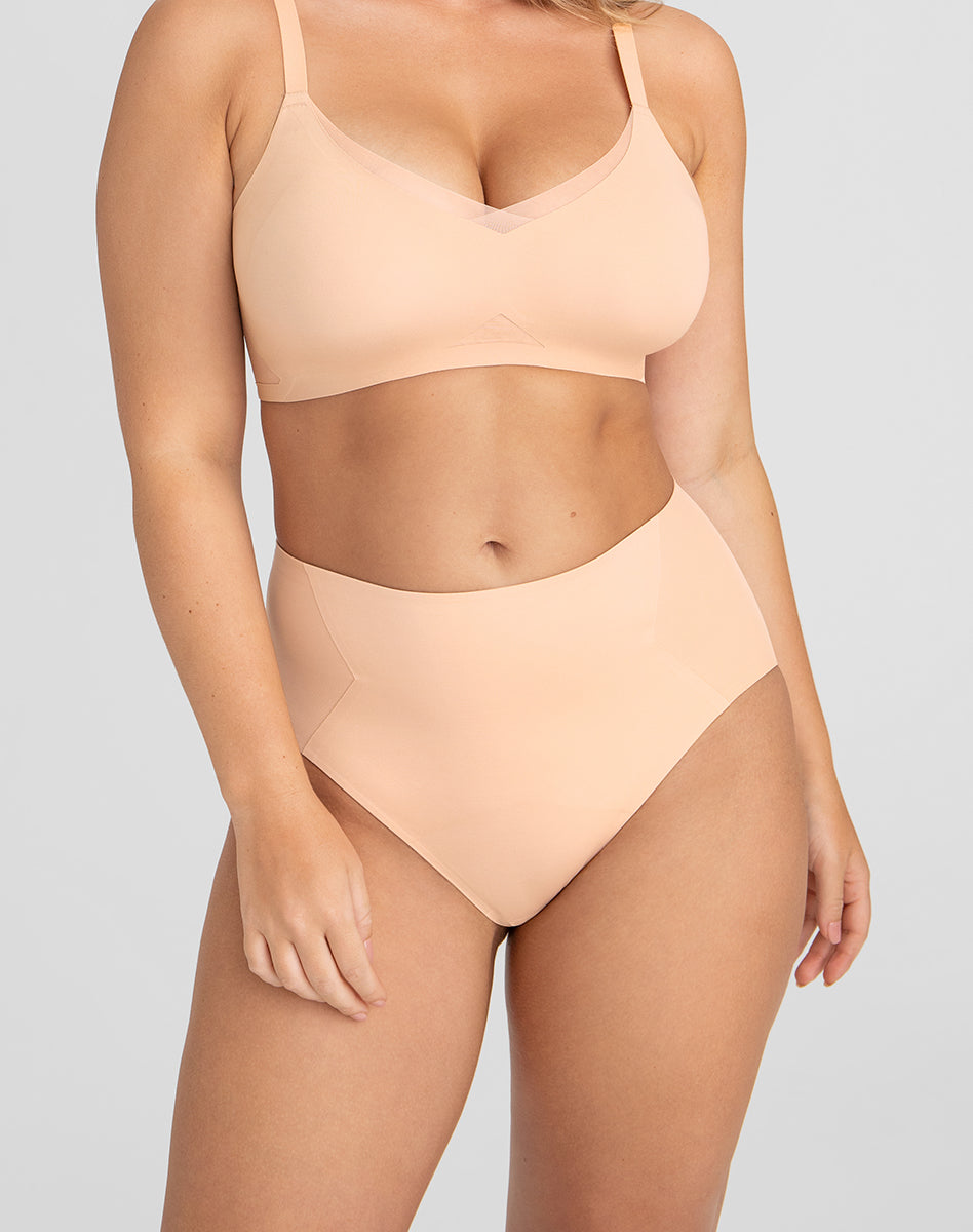 Sleek CrossOver Briefs for Ultimate Comfort