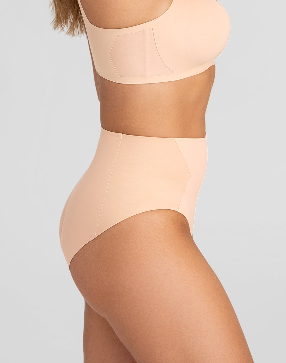 Sleek CrossOver Briefs for Ultimate Comfort