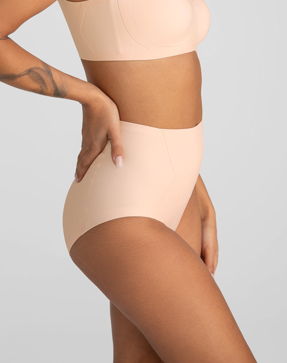 Sleek CrossOver Briefs for Ultimate Comfort