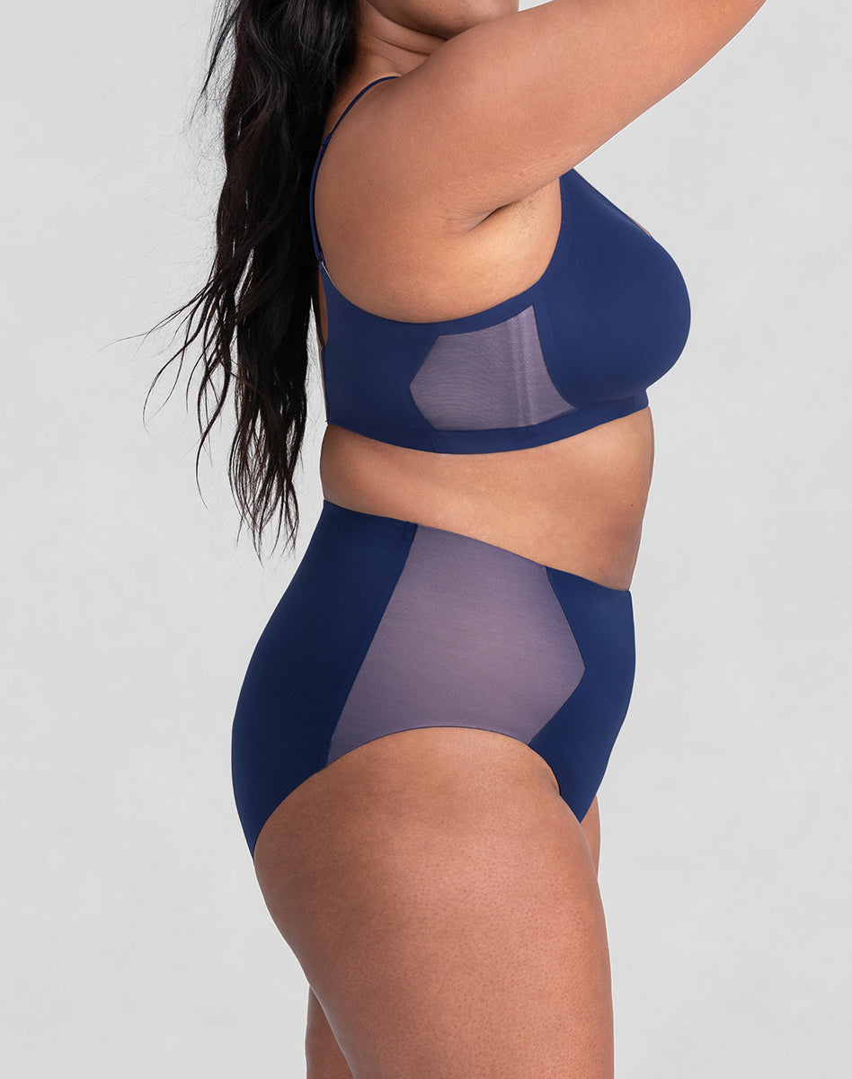 Sleek CrossOver Briefs for Ultimate Comfort