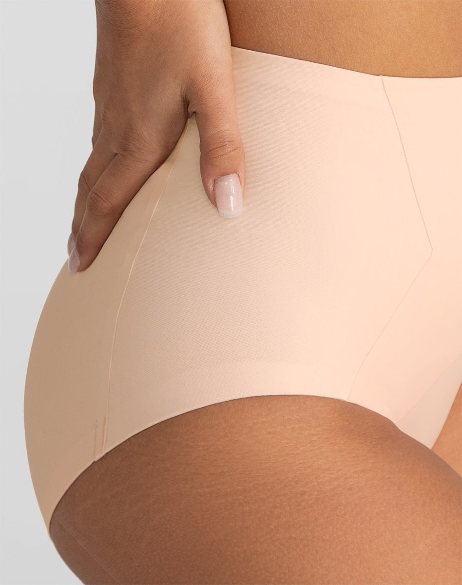 Sleek CrossOver Briefs for Ultimate Comfort