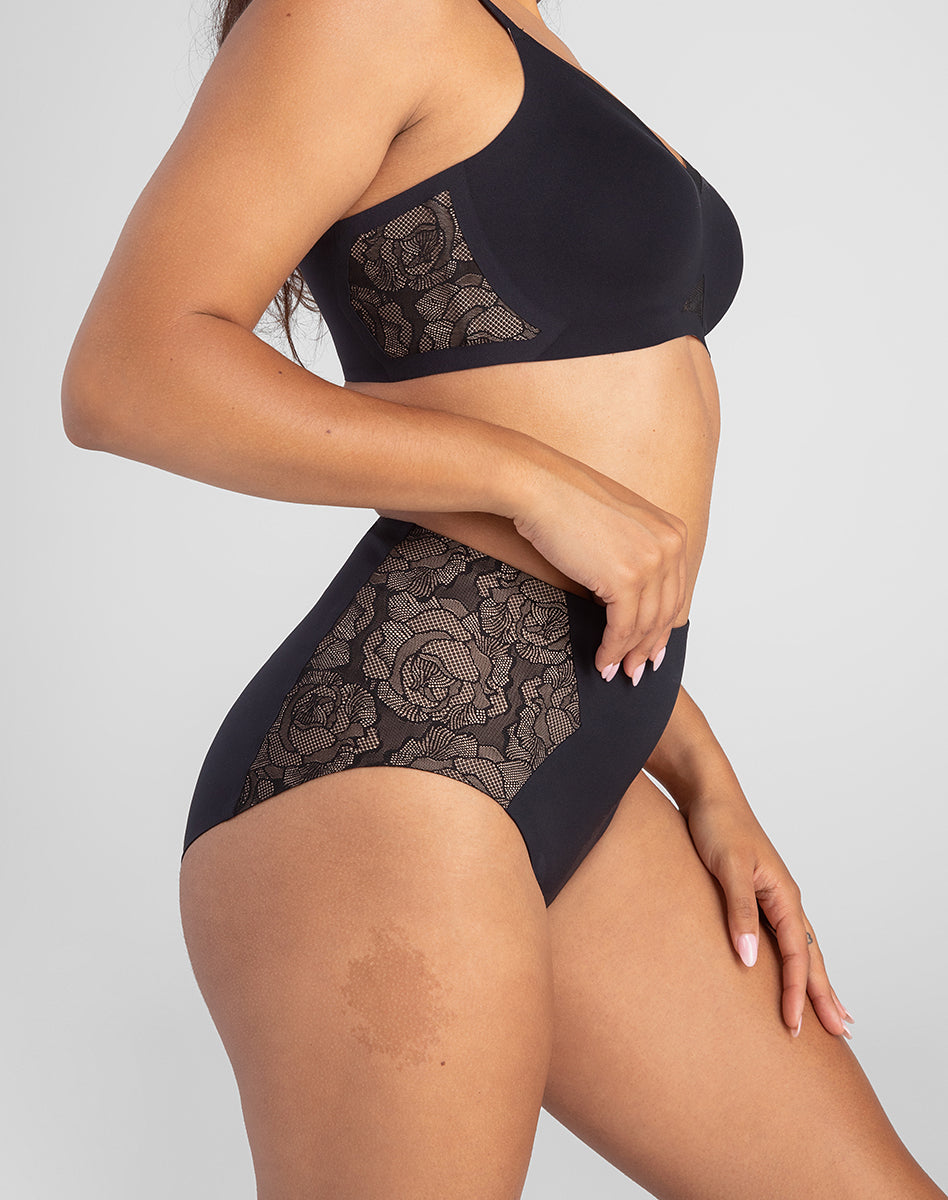 Elegant CrossOver Lace Bra for a Stunning Silhouette