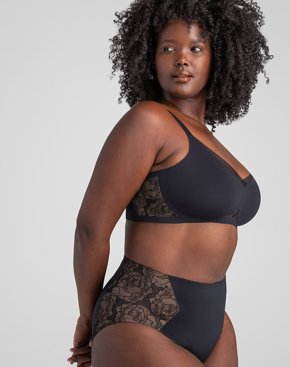 Elegant CrossOver Lace Bra for a Stunning Silhouette