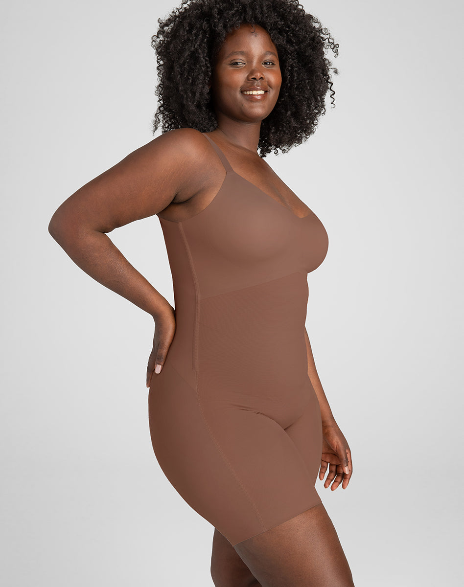 Chic Mid-Thigh Bodysuit for Effortless Style