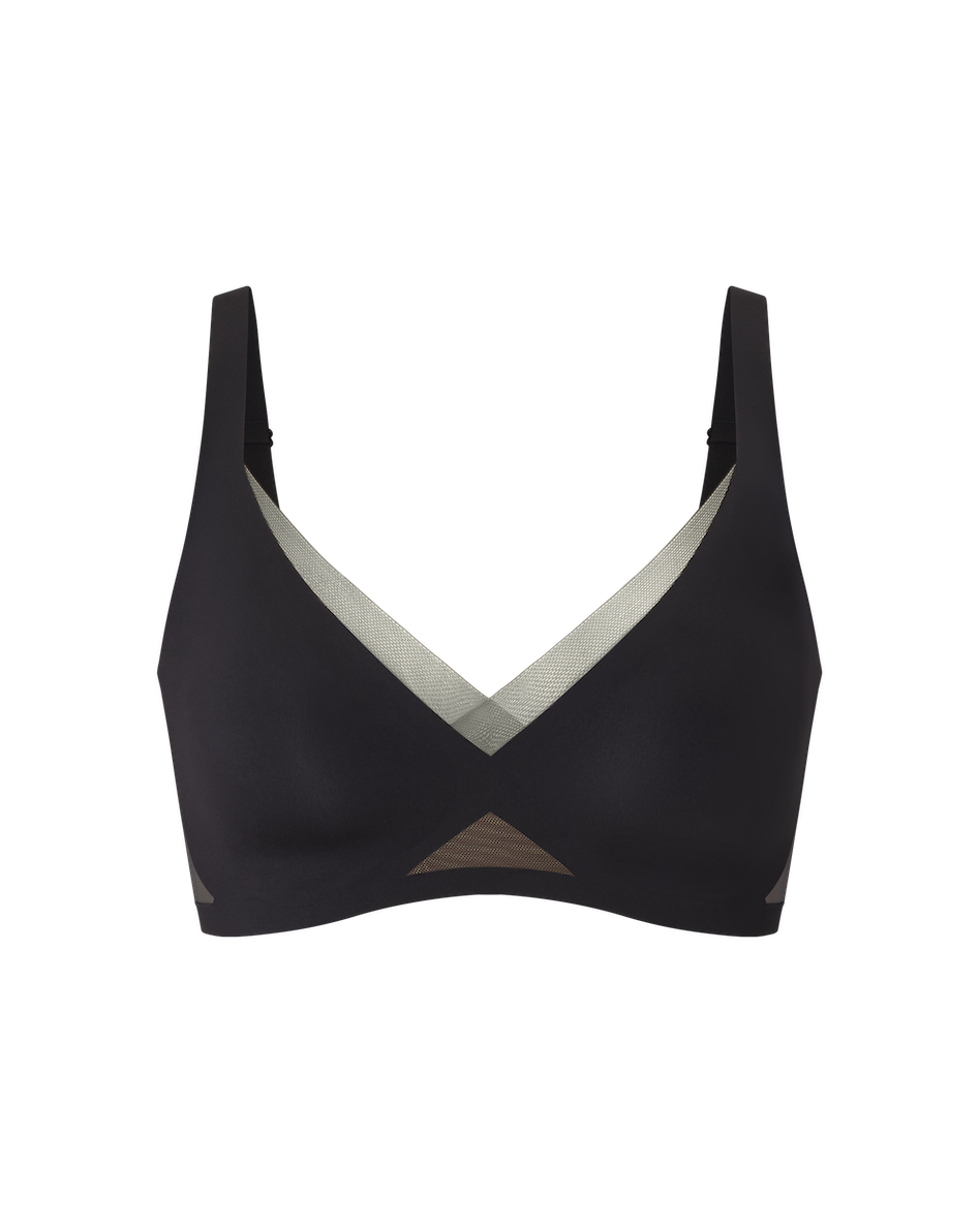 Elevate Your Comfort with the CrossOver V-Neck Bra!