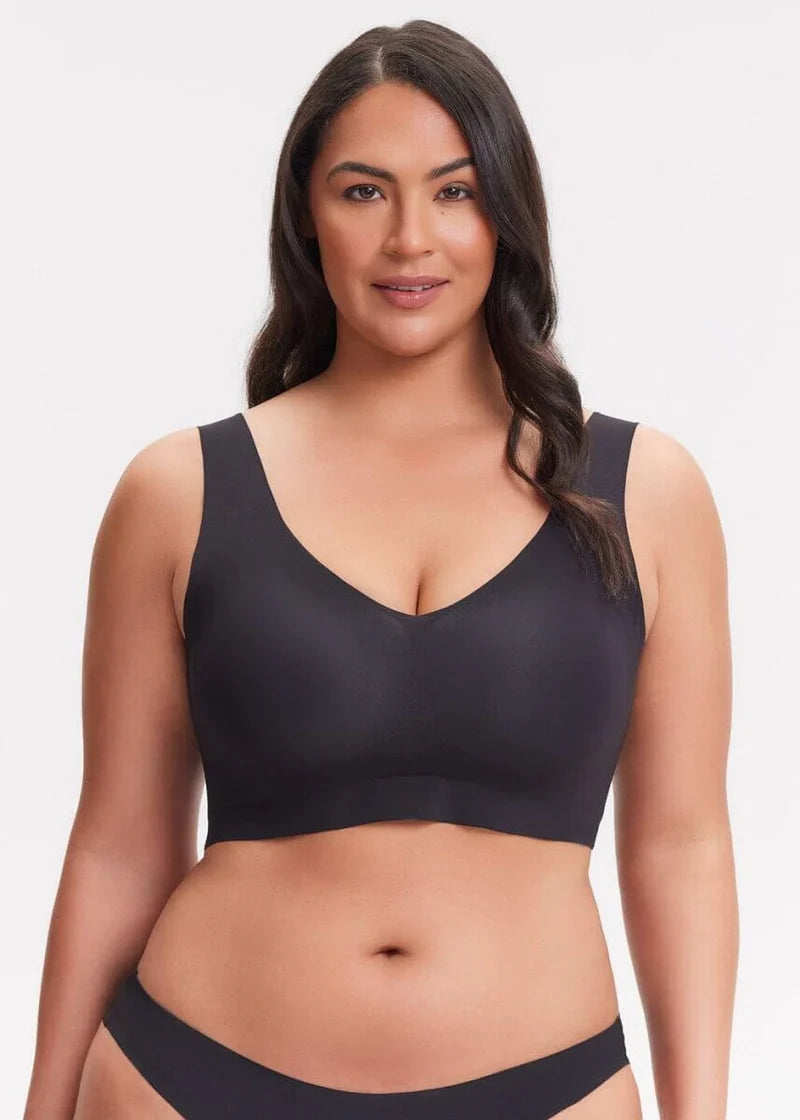 Effortlessly Chic Wireless V-Neck Back-Smoothing Bra™ in Nude