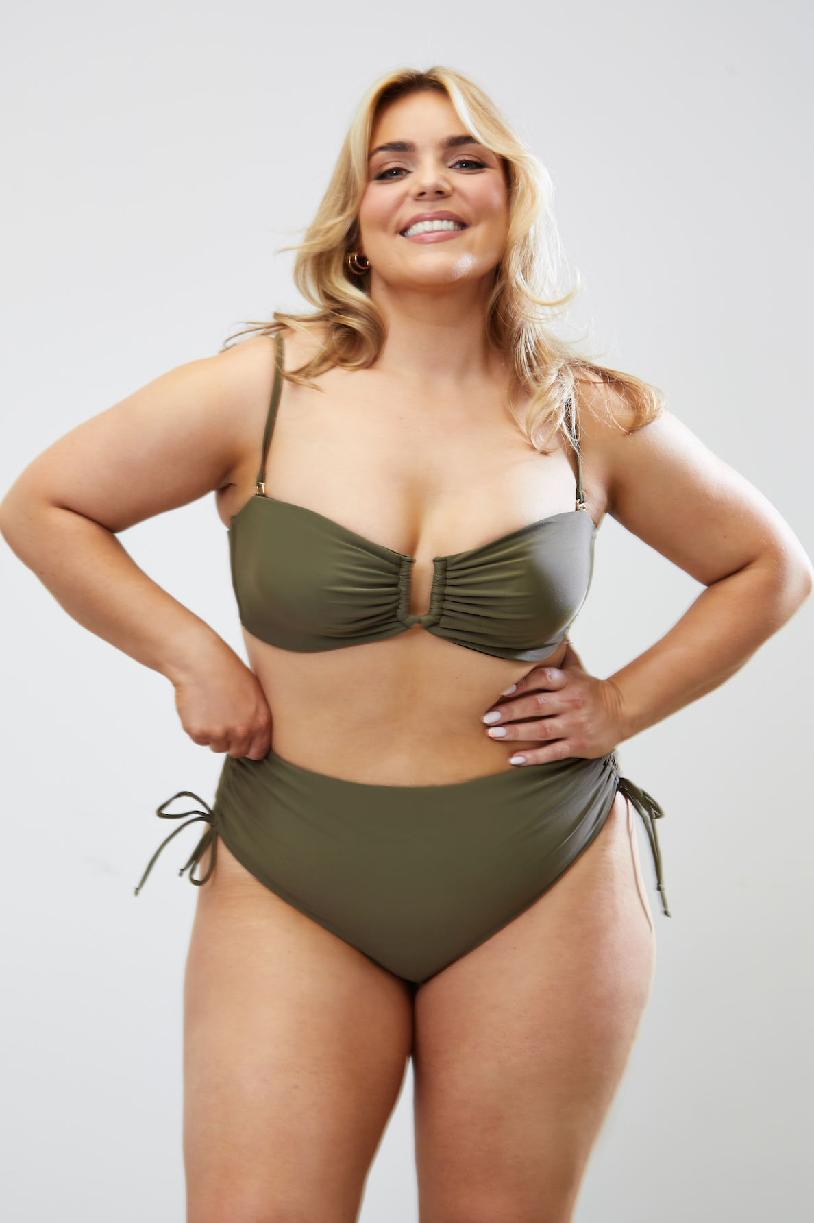Chic Smoky Quartz Bandeau U-Front Bikini Top with Removable Straps