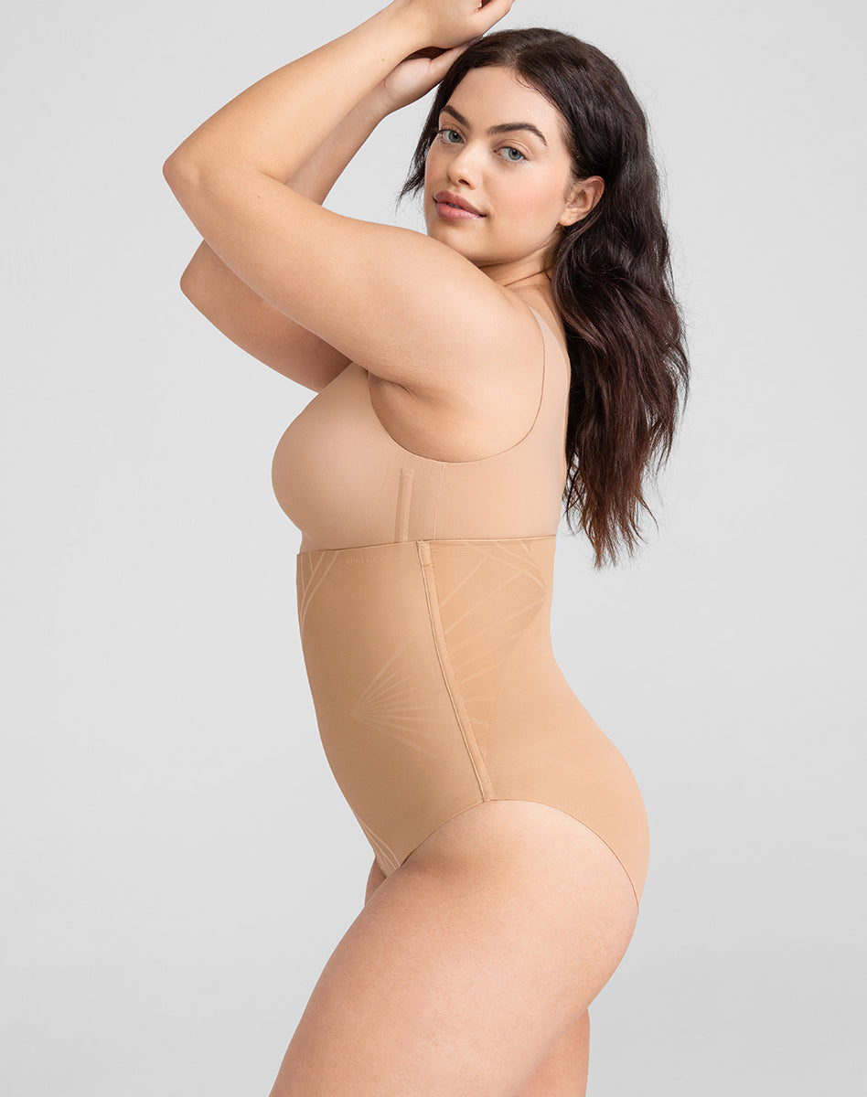 Sculpting High-Waist Briefs for a Flattering Silhouette