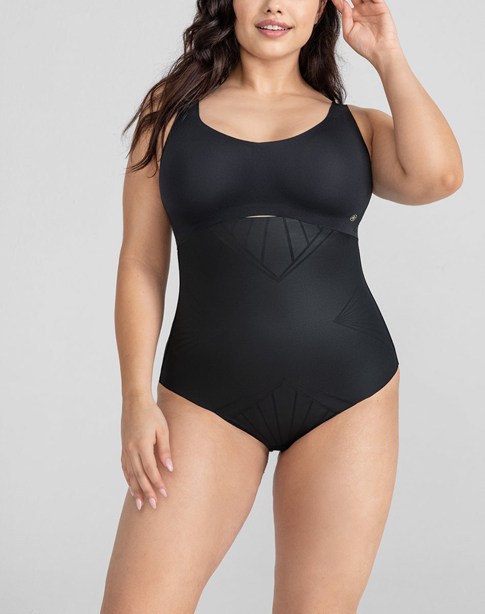 Sculpting High-Waist Briefs for a Flattering Silhouette