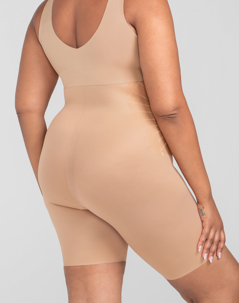 Sculpting High-Waist Shorts for a Flattering Fit