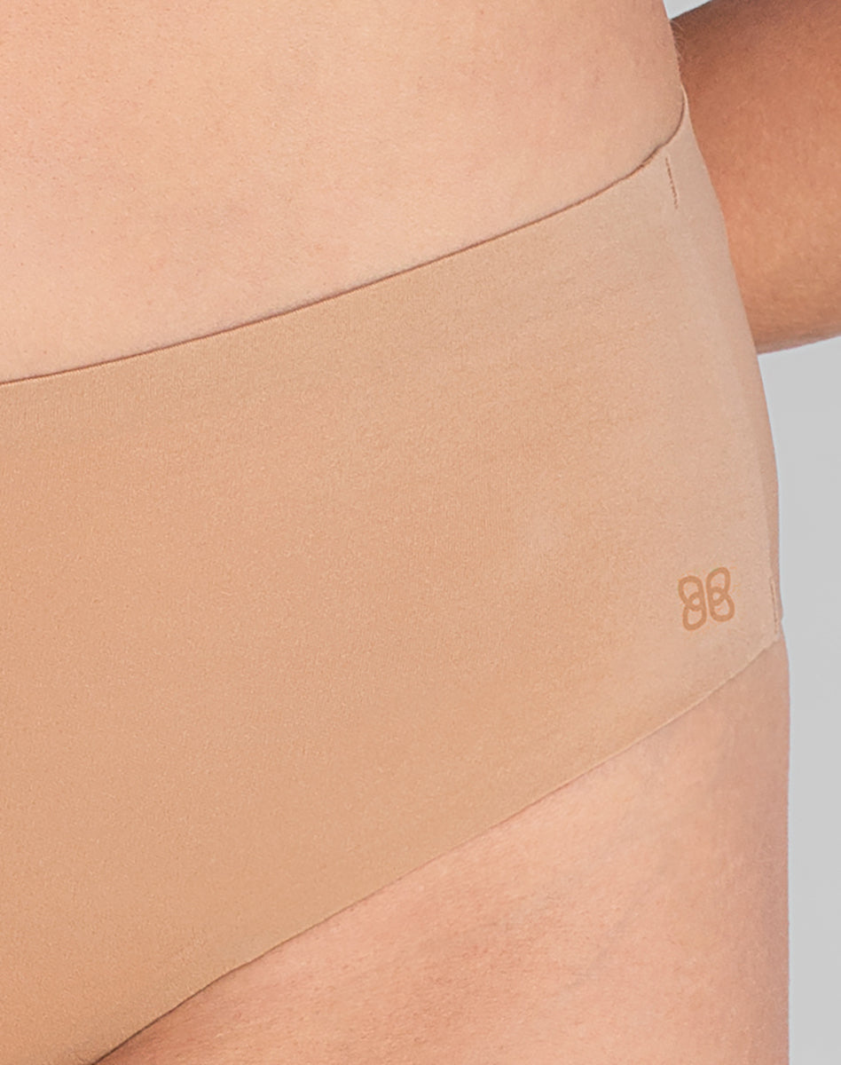 Comfort-fit Mid-Rise Briefs for Everyday Wear