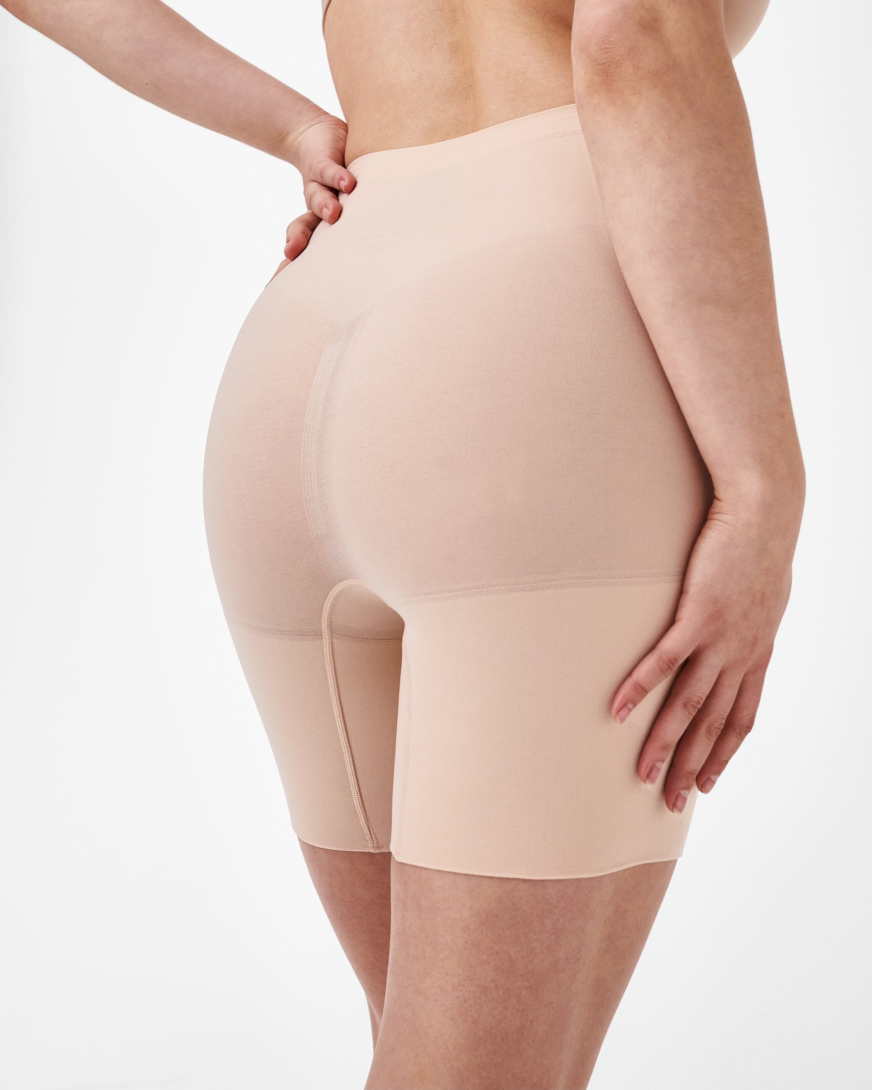 Transform Your Silhouette with SPANXsculpt™ Seamless Power Mid-Thigh Shaper Shorts