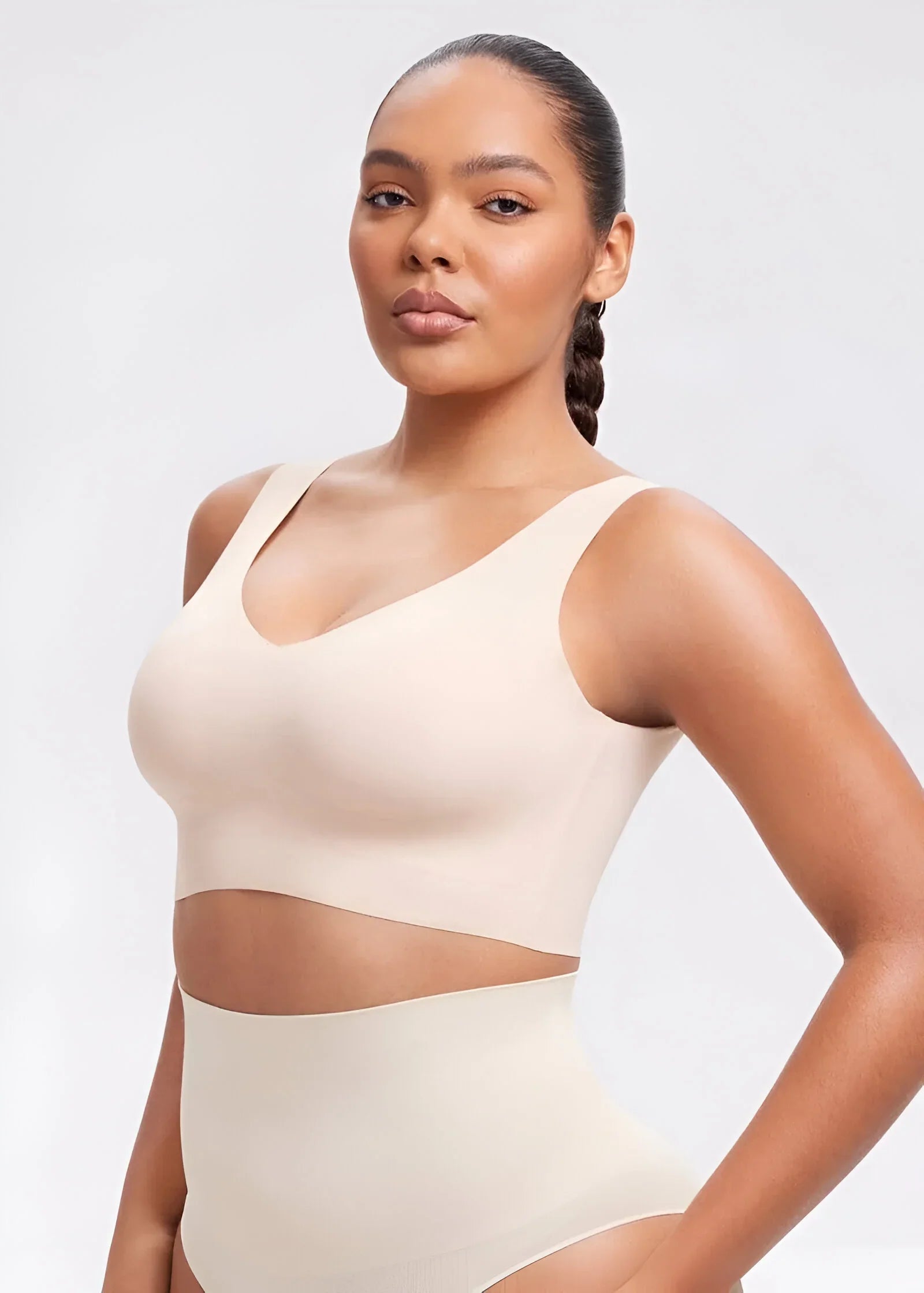 Ultimate Comfort Wireless V-Neck Back-Smoothing Bra™