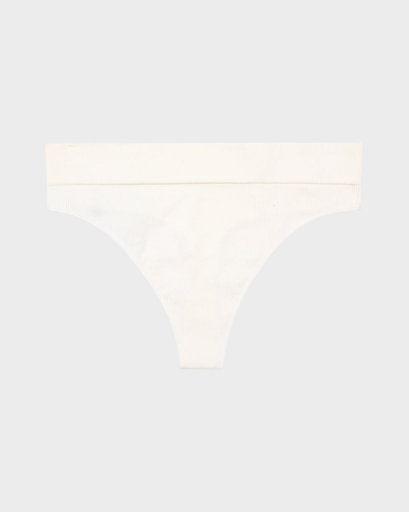 Ultimate Comfort Seamless Low-Rise Thong for Everyday Wear